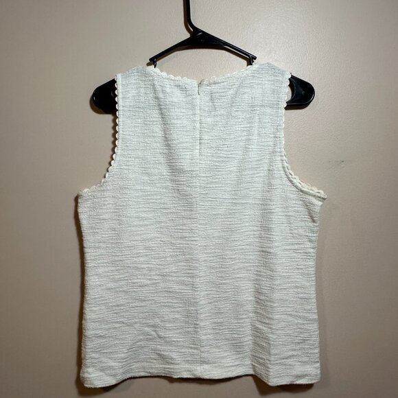 J. Crew Textured Top with Scalloped Trim Size M - Picture 3 of 4